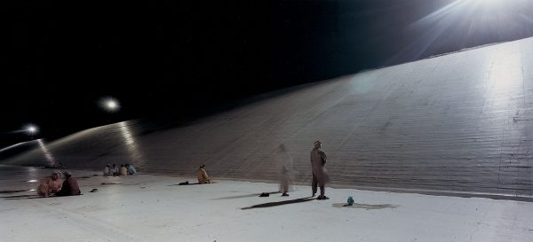 Armin Linke Ghazi Barotha, hydroelectric scheme, workers praying, Hattian Pakistan 1999 Photo: Armin Linke Copyright: Armin Linke